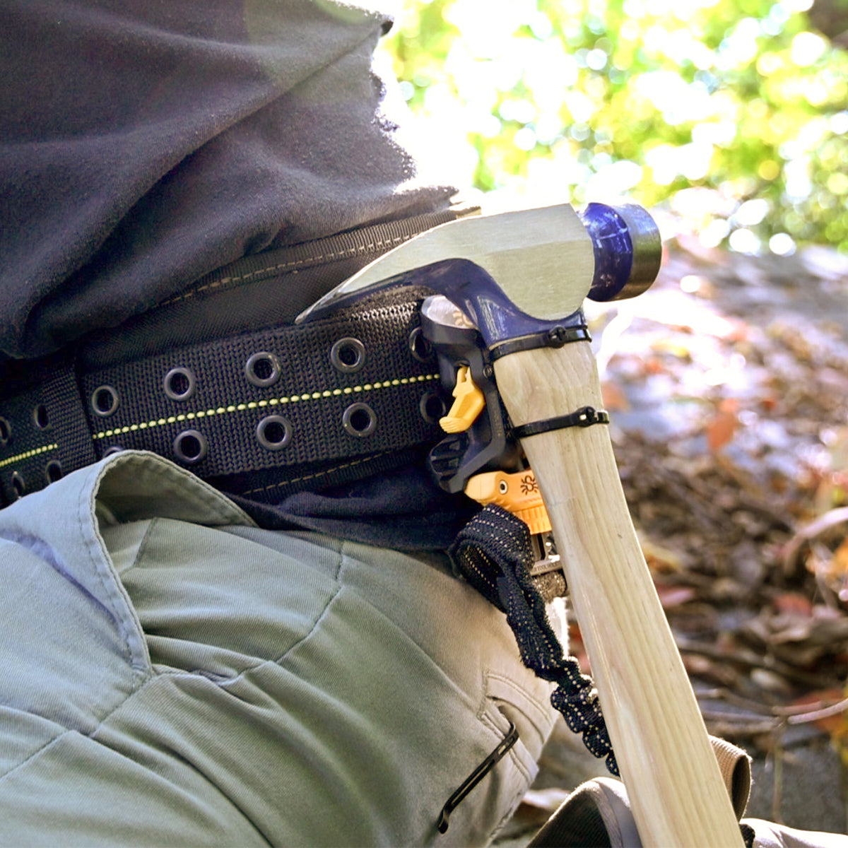 Hammer Tab