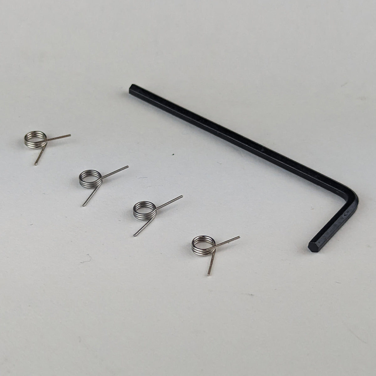 5590TH: Service Kit - Replacement Tool Holster Lock Springs